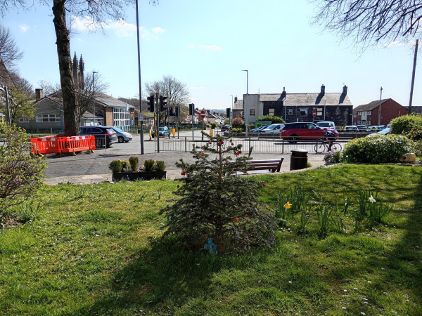 Gardens at Bolton rd West & Dundee Lane 
17-Buildings and the Urban Environment-05-Street Scenes-002-Bolton Road West
Keywords: 2025