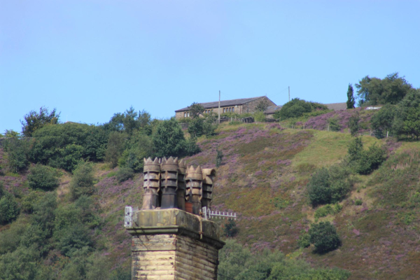 House on Holcombe Hill from Top Park BRW
17-Buildings and the Urban Environment-05-Street Scenes-014-Holcombe Village
Keywords: 2025