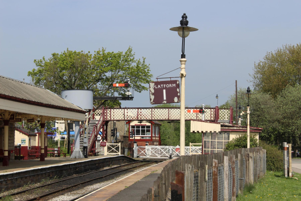 East Lancs Railway Station Foot Bridge and Signal Box
17 Building and the Urban Environment -6-Significant Buildings-000-General
Keywords: 2025