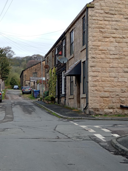 Back St leading to Dundee United Reform Church
17 Building and the Urban Environment -6-Significant Buildings-000-General
Keywords: 2025