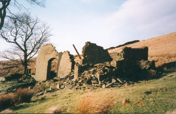 'Back of the Lowe' - Scout Moor Bottom - Ruin 
to be catalogued
Keywords: 2000