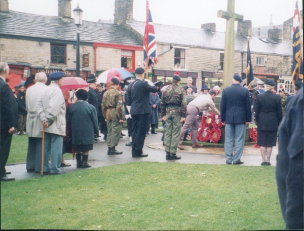 Rememberance Parade laying the wreath at the Cenotaph in St Paul's Gardens- November 2000 
15-War-03-War Memorials-001-St Paul's Gardens and Remembrance Sunday
Keywords: 0