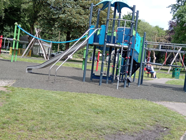 Nuttall Park Play Area 
14-Leisure-01-Parks and Gardens-001-Nuttall Park General
Keywords: 2024