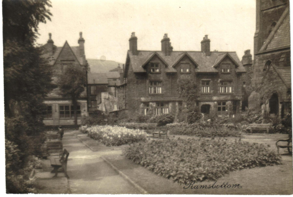 Memorial Gardens outside St Paul's Church, also the Bank and Police Station, Crow Lane.  The Police station was sold in 1971 and then demolished in May 1974. It had previously been the Vicarage (1887-1937). The Chapel of Rest now stands on this site
06-Religion-01-Church Buildings-001-Church of England  - St. Paul, Bridge Street, Ramsbottom
Keywords: 1985