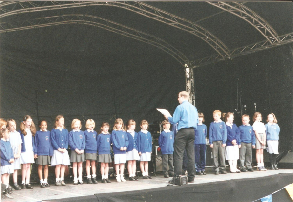 Ramsbottom Millennium Festival 17 - 24 June 2000.
01 - Ramsbottom Heritage Society - 01 - Activities
Keywords: 2000