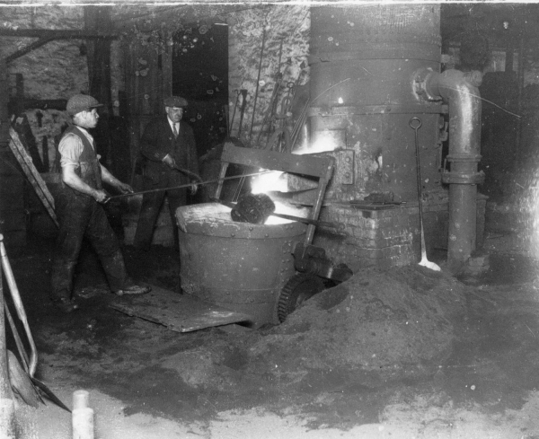 Various engineering works in Ramsbottom. Identification uncertain but suggested owners: John Woods; Joseph Strang; C Parkes; Lonsdale.  Alternate Reference-1033 Notes-   RHSBA-1033-1 RHS/21/2/4/1 6 photographs Date:20th cent
02 - Industry - 04 - Engineering Works
Keywords: Bury-Archive