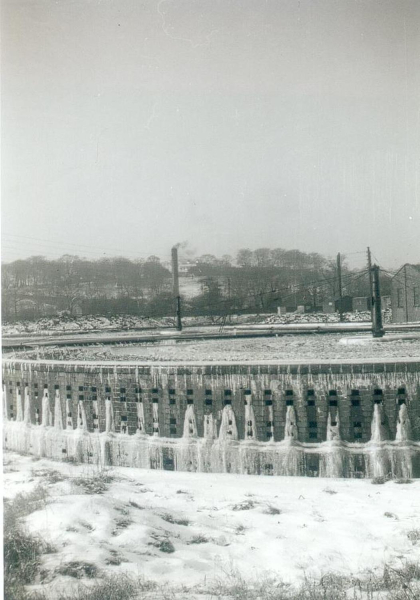 5 pics of sewage treatment works, Summerseat in Feb 1963. ..freeze up.  All described in detail on backs. 
02 - Industry - 05 - Miscellaneous Industry
Keywords: Bury-Archive