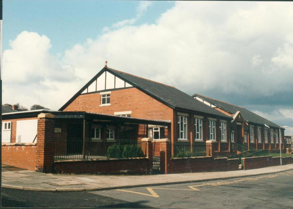 St.Josephs Day School late 1970's Plus 3-1992 photos of S.J
05 - Education - 01 - Primary Schools
Keywords: Bury-Archive