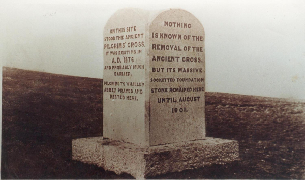 Pilgrims' Cross, Holcombe Moor 1902- See also 1337 
08 - History - 01 - Monuments
Keywords: Bury-Archive