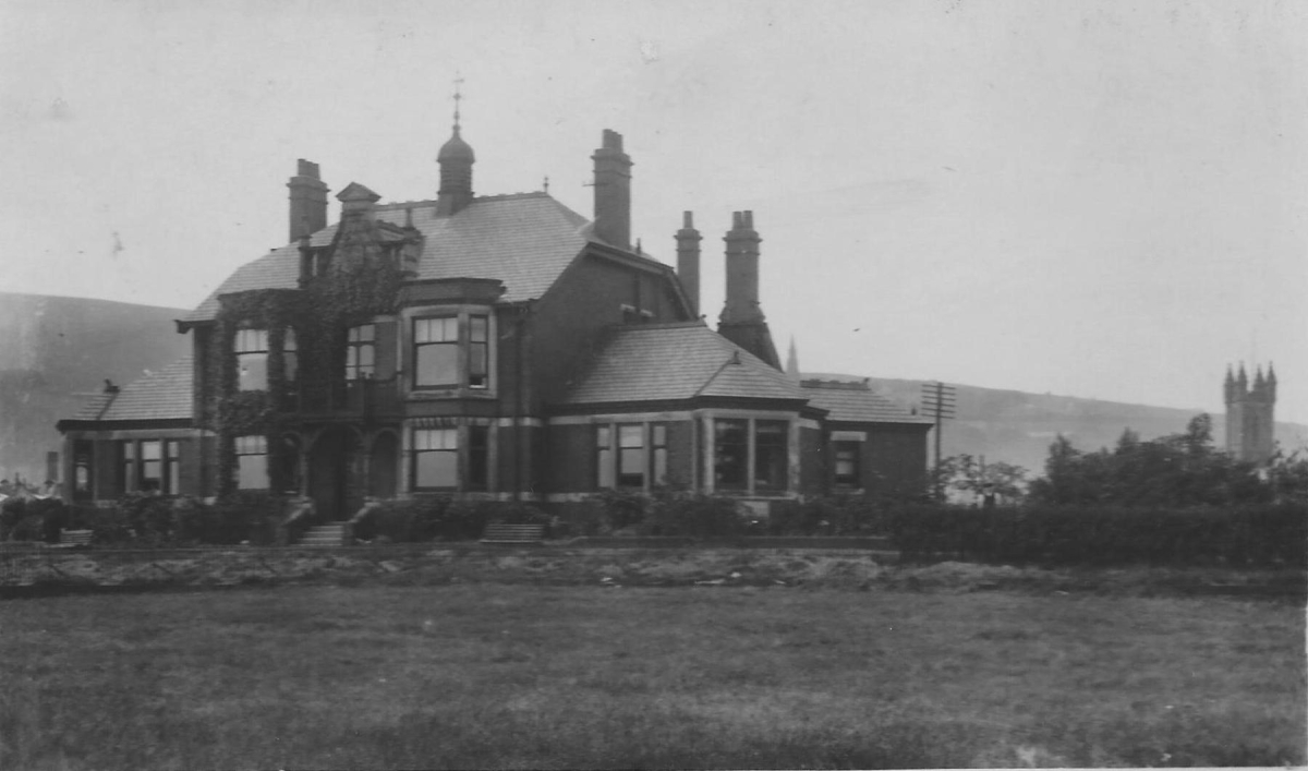 Aitken Sanatorium, Holcombe
11 - Health and Welfare - 01 - Medical buildings
Keywords: Bury-Archive