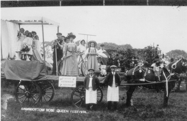 2 pics of Ramsbottom Rose Queen Festival, 1890 
12 - Customs and Traditions - 02 - Local Events
Keywords: Bury-Archive