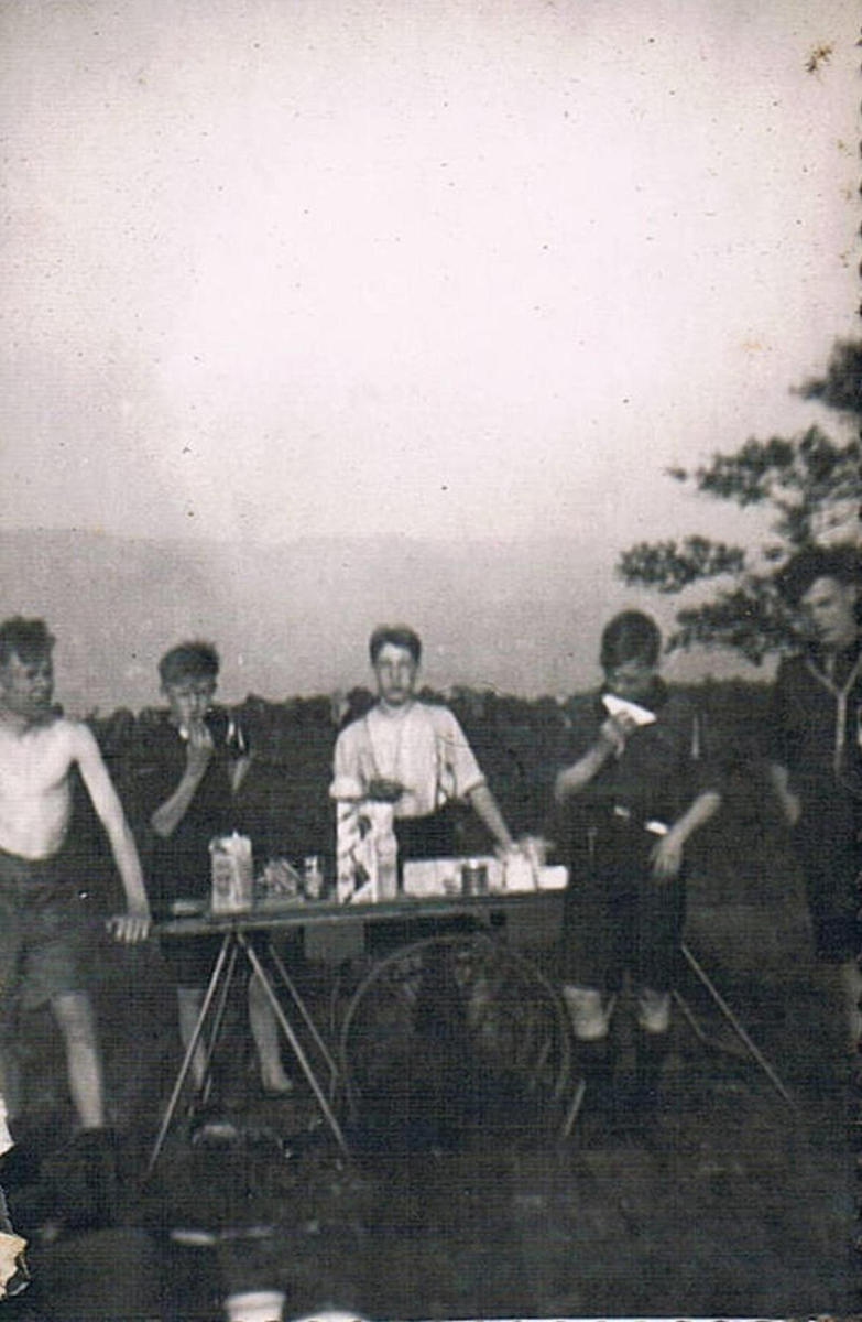  Scout Camp Holcombe Moor, Whit  Week 1939
14 - Leisure - 02 - Sport and Games
Keywords: Bury-Archive