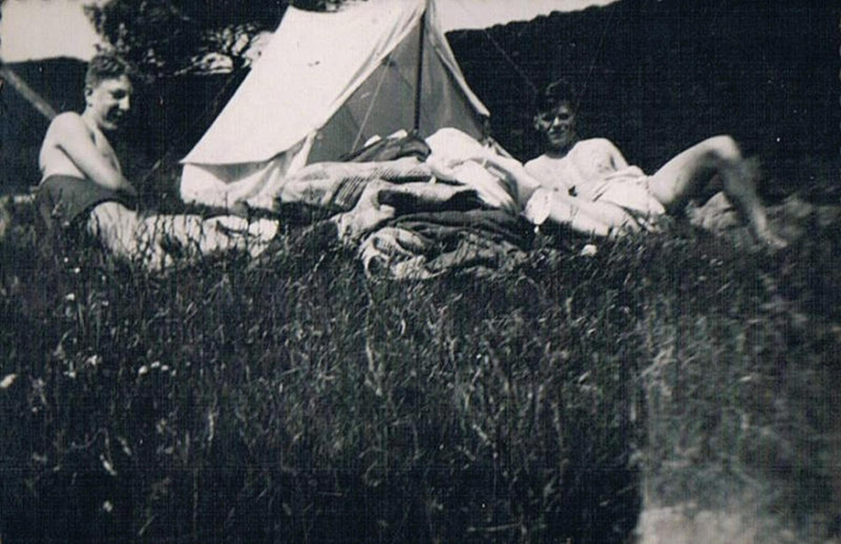  Scout Camp Holcombe Moor, Whit  Week 1939
14 - Leisure - 02 - Sport and Games
Keywords: Bury-Archive