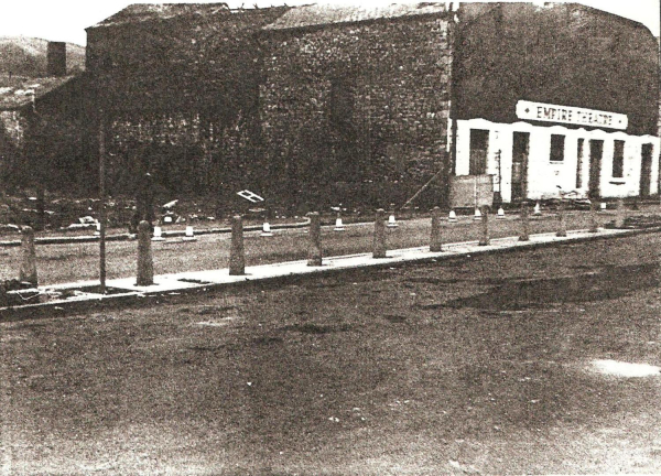 Photocopies of Empire Theatre (cinema) Railway Street 1970s 
14 - Leisure - 04 - Events
Keywords: Bury-Archive