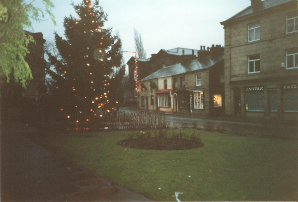 6 of Christmas street decorations in central Rams 1990 
14 - Leisure - 04 - Events
Keywords: Bury-Archive