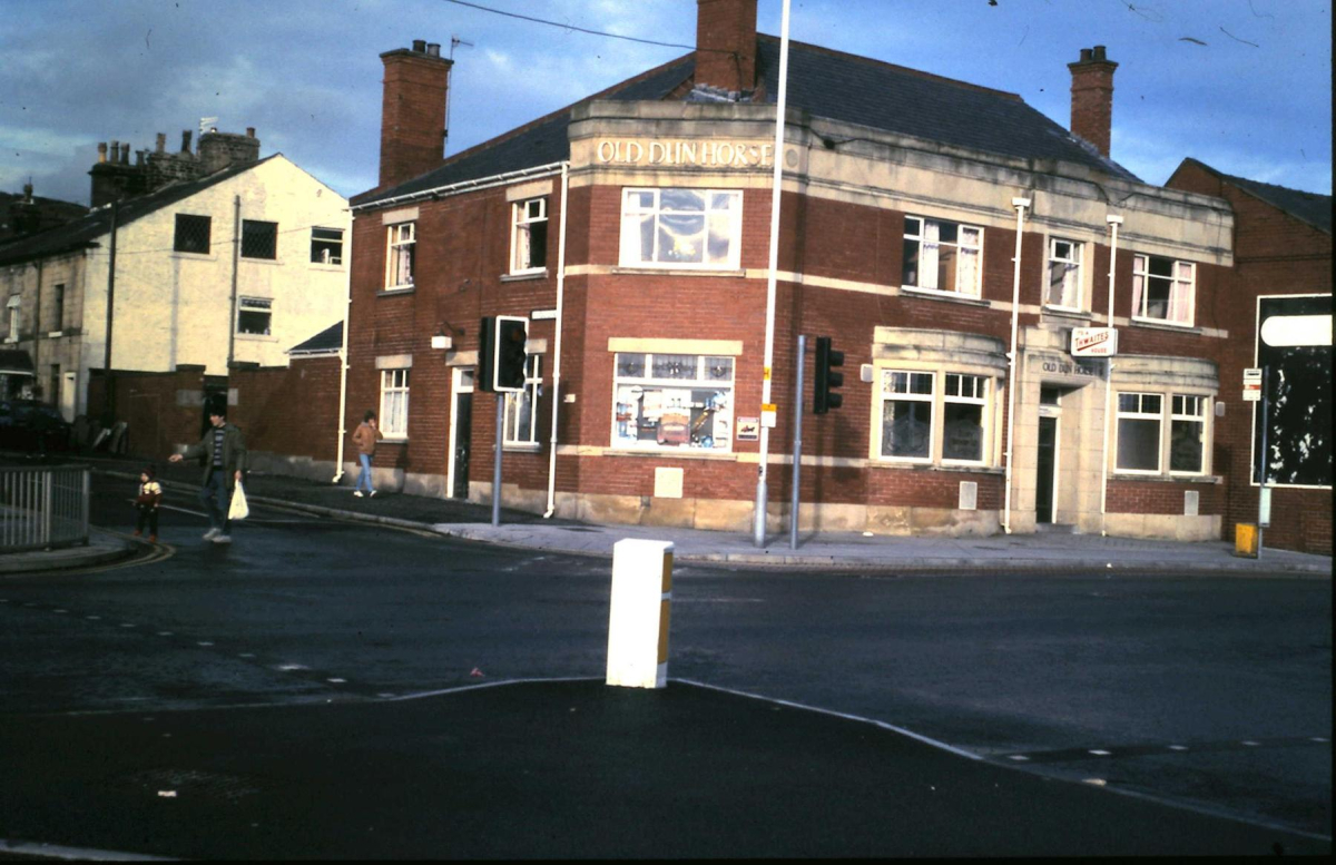 Old Dunhorse 
14 - Leisure - 05 - Pubs
Keywords: Bury-Archive