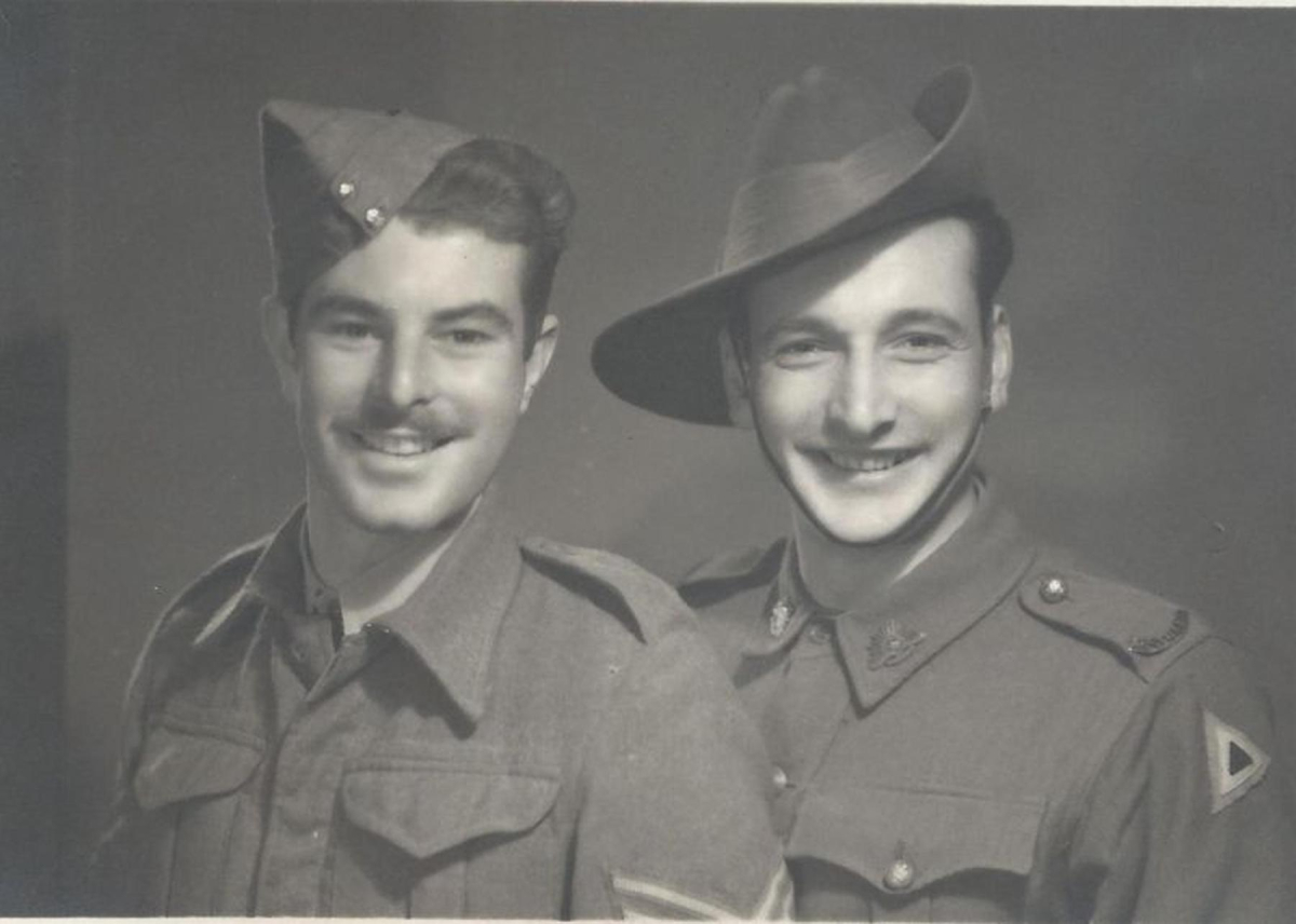 Pals meet up during war time Ernest Hutchinson with Tom Rostron in Cairo. Tom was with the Australian Forces - see also description of meeting RHS/15/2/1/14 
15 - War - 02 - World War 2
Keywords: Bury-Archive