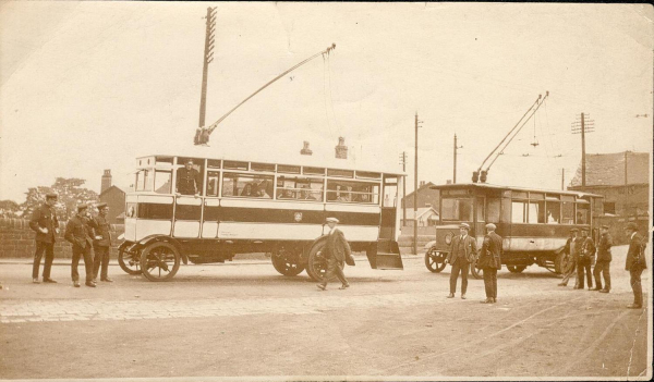 2 photos of 2 trolley buses pre 1922 at Holcombe Brook Rear one earlier 1,2 0r 3. Front one later , possibly 7 Now digitized AR-p55a & b 
16 - Transport - 02 - Trams and Buses
Keywords: Bury-Archive