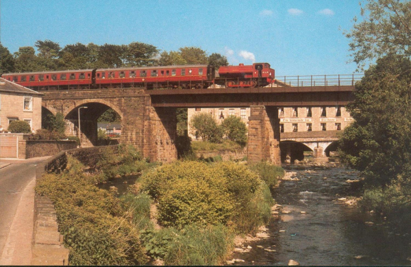 The train over the bridge at Summerseat - postcard
16 - Transport - 03 - Trains and Railways
Keywords: Bury-Archive