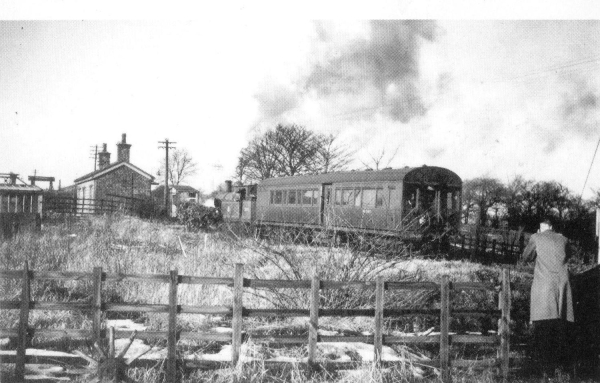 6 photos of Holcombe Brook / Bury electric train service Holcombe Br station(S) Woodhill. Sunnywwood. Tottington. 
16 - Transport - 03 - Trains and Railways
Keywords: Bury-Archive