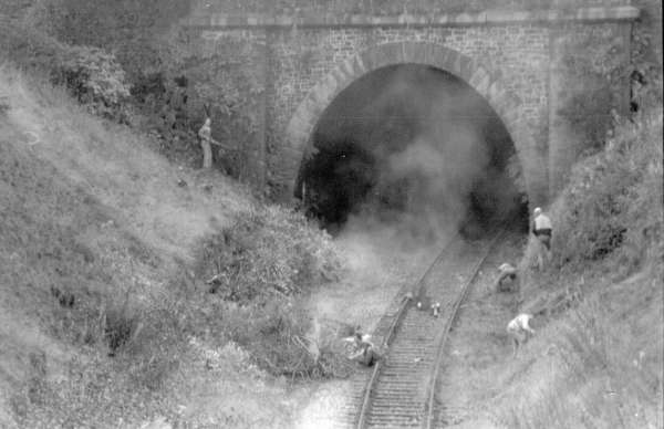 The ELR line in 1985-Nuttall Bridge, Summerseat, old line to Rawtenstall 
16 - Transport - 03 - Trains and Railways
Keywords: Bury-Archive