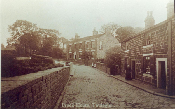 Roof tops in Ramsbottom 
17 - Buildings and the Urban Environment - 02 - Houses
Keywords: Bury-Archive