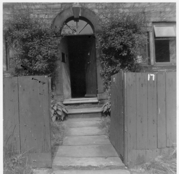 Jim Weldings house Lower Nuttall Road -11  photos dates vary House was originally office of Ocean Chemical. 1920-1952 After his death in 1991 house vandalised. Last in Nuttall
17 - Buildings and the Urban Environment - 02 - Houses
Keywords: Bury-Archive