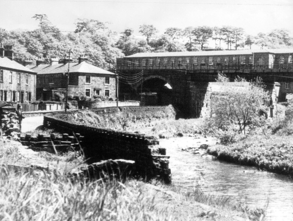 Summerseat c. 1966 Irwell at Brooksbottom Vail now gone
17 - Buildings and the Urban Environment - 05 - Street Scenes
Keywords: Bury-Archive