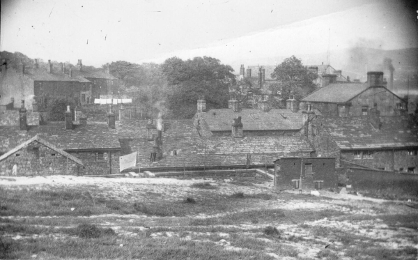 1930s. Back of South Carr Street, looking N
17 - Buildings and the Urban Environment - 05 - Street Scenes
Keywords: Bury-Archive