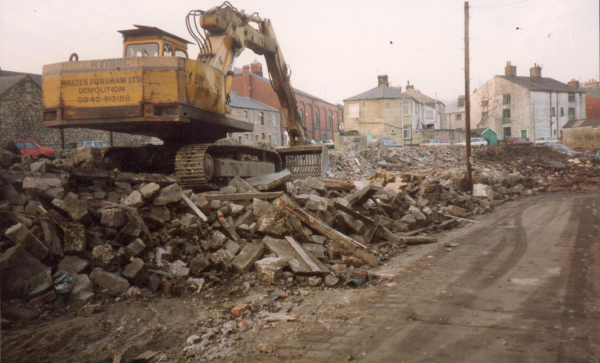 Strang Street and Square Street, before and after demolition
17 - Buildings and the Urban Environment - 05 - Street Scenes
Keywords: Bury-Archive