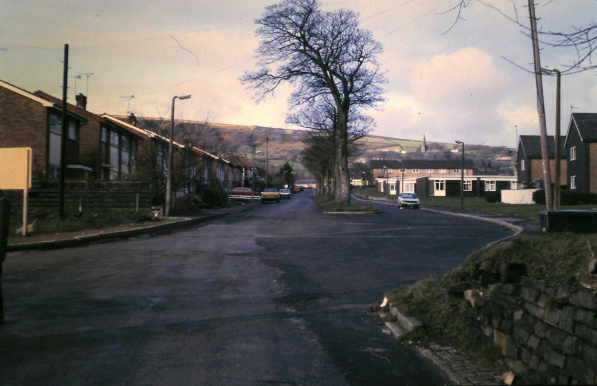  Snow Top of Nuttall Lane, winter 1954-5
17 - Buildings and the Urban Environment - 05 - Street Scenes
Keywords: Bury-Archive