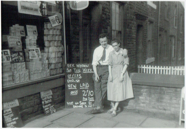 John Leeson, manager of Brown's shop, then owned by Sunblest, 100, Peel Brow, corner of Loynds St, c1958-60.
17-Buildings and the Urban Environment-05-Street Scenes-021-Peel Brow area

