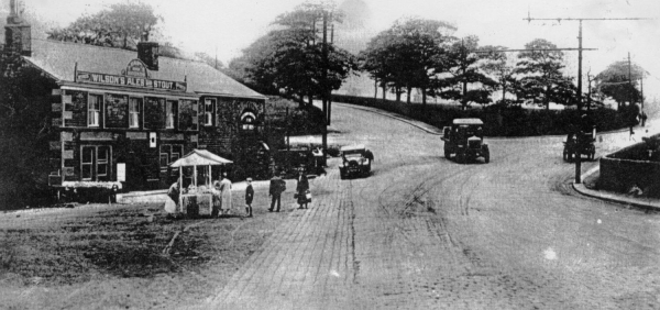 Stall outside Hare & Hounds, Holcombe Brook. Car lorry and Horse-drawn vehicles
14 - Leisure - 05 - Pubs
Keywords: Bury-Archive