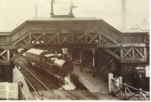 Lancashire and Yorkshire (L & Y railway).Steam engine, 2-4-2T, in Ramsbottom Railway Station 
to be catalogued
Keywords: 1985