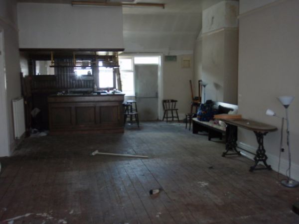 Old Dun Horse after it closed in 2008.  210-212 Bolton Street Inside View 
14-Leisure-05-Pubs-020-Old Dun Horse
Keywords: 0