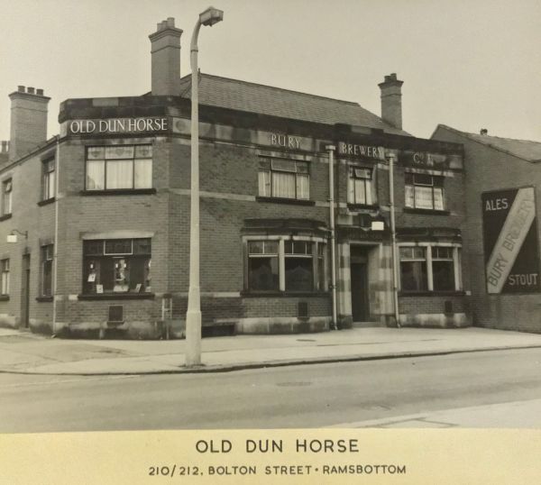 PUB-050-Old_Dun_Horse.jpg