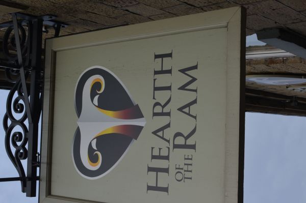 PUB-084-_Hearth_of_the_Ram_pub_sign_2016_-_Keith_Burroughs.JPG