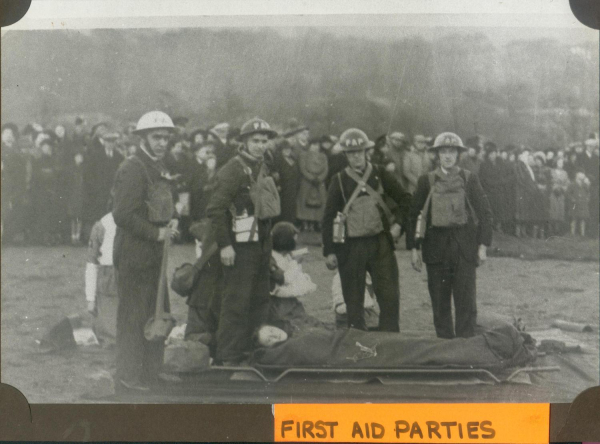 War Weapons Week  April 26th to May 3rd 1941 - First Aid Parties
15 - War - 02 - World War 2
Keywords: Bury-Archive