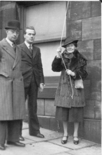 War Weapons Week  April 26th to May 3rd 1941 - Mrs AT Porritt unveiling the Indicator on first dayMrs AT Porritt unveiling the Indicator on first day- also catalogued as RHSBA-1070 in Bury Archives
15-War-02-World War 2-003-War Weapons Week
Keywords: 1941