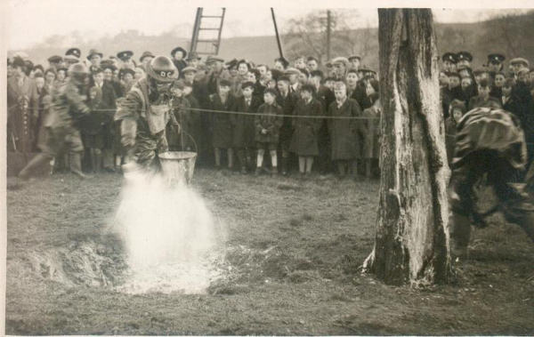 War Weapons Week  April 26th to May 3rd 1941 - Demonstration  by Gas Decontamination Squad
15 - War - 02 - World War 2
Keywords: Bury-Archive